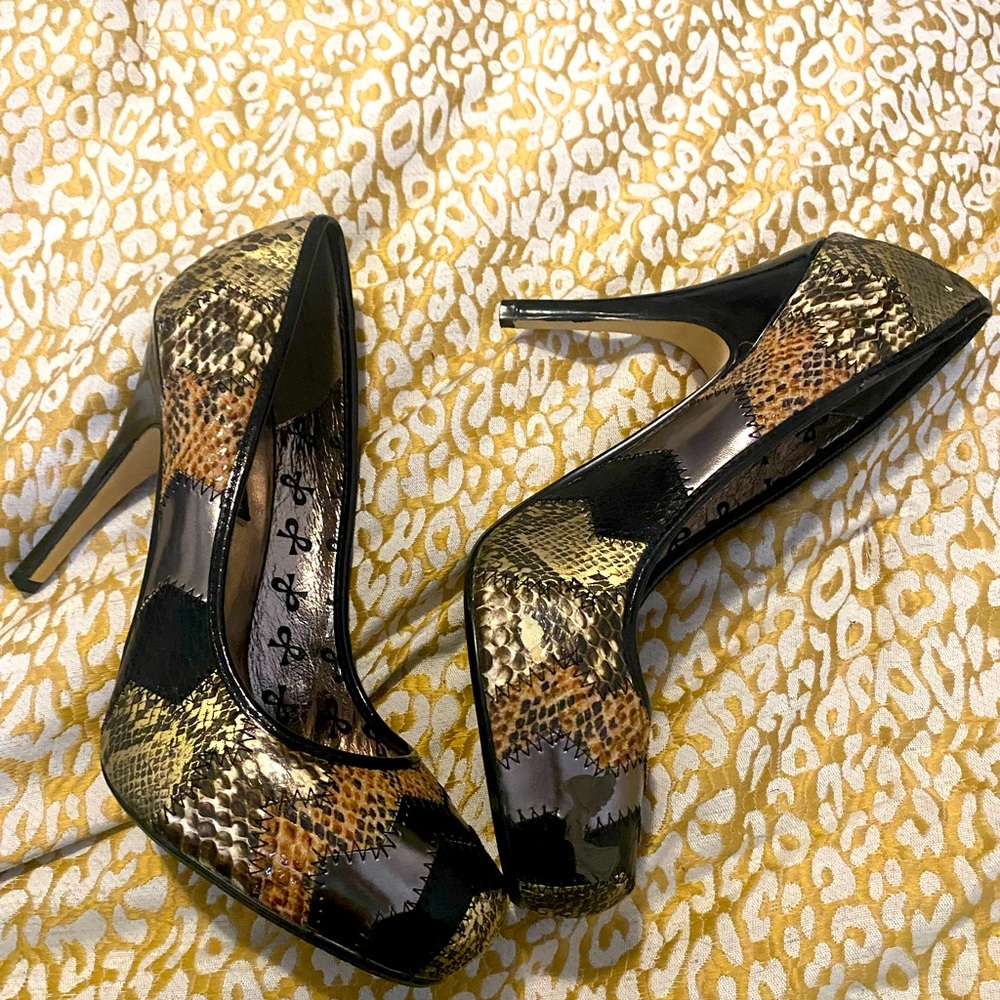 Doll house stilettos.